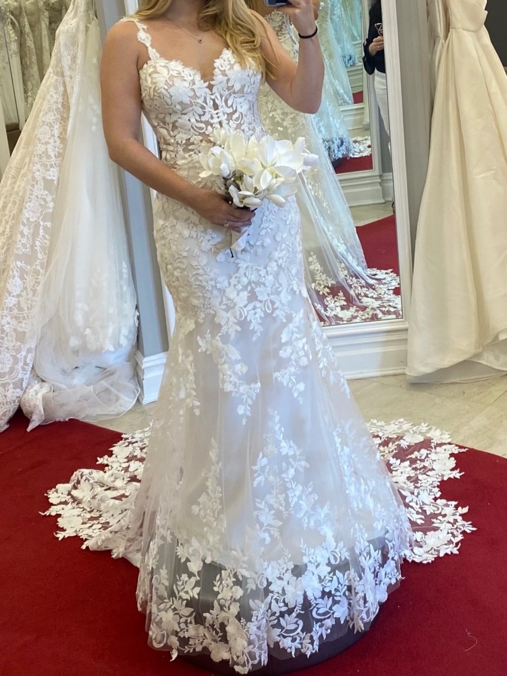 NEW Enzoani Lace Mermaid Wedding Dress - White & Ivory